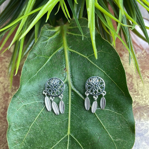 “Dreamcatcher” styled Metal Earrings. Brand New. - Picture 3 of 3